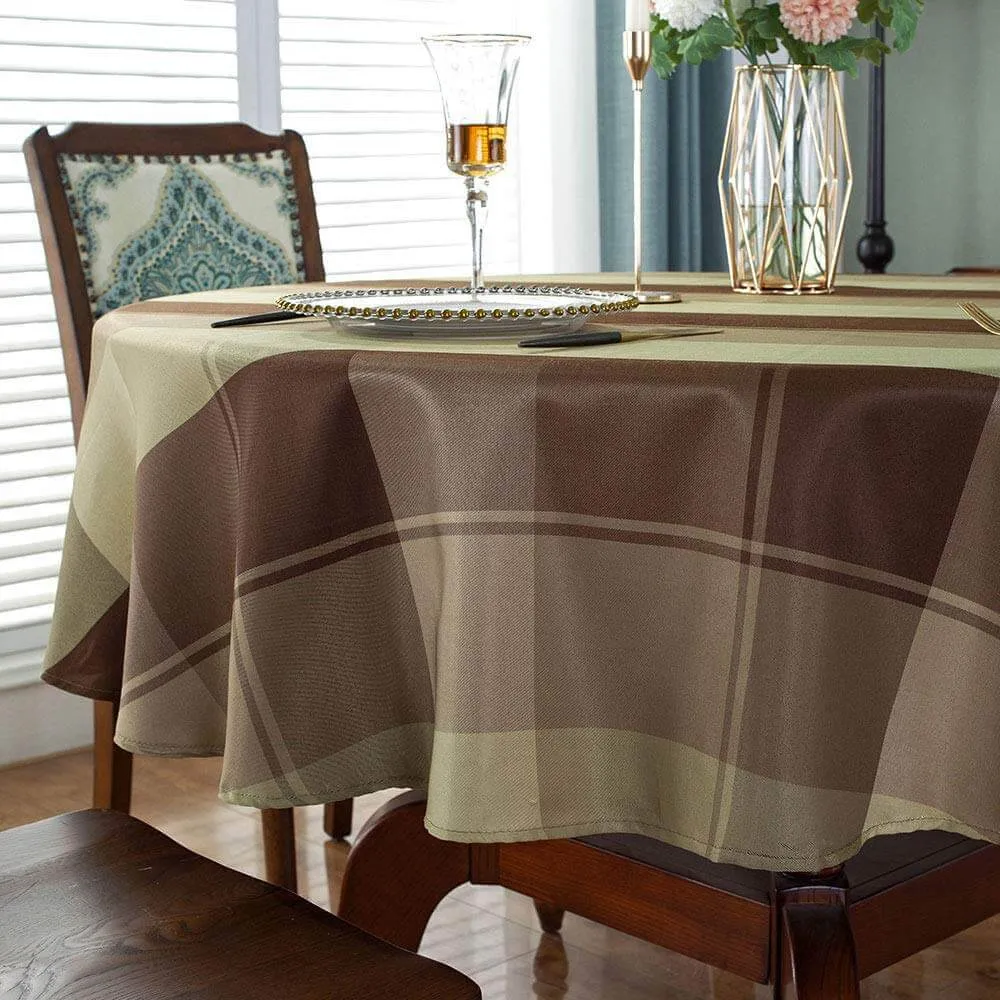 70"x70" Checkered Polyester Round Tablecloth