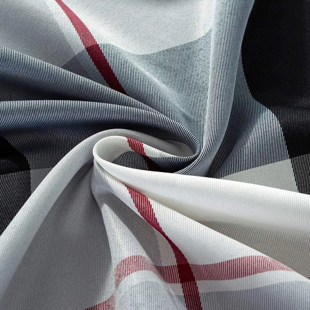 70"x70" Checkered Polyester Round Tablecloth