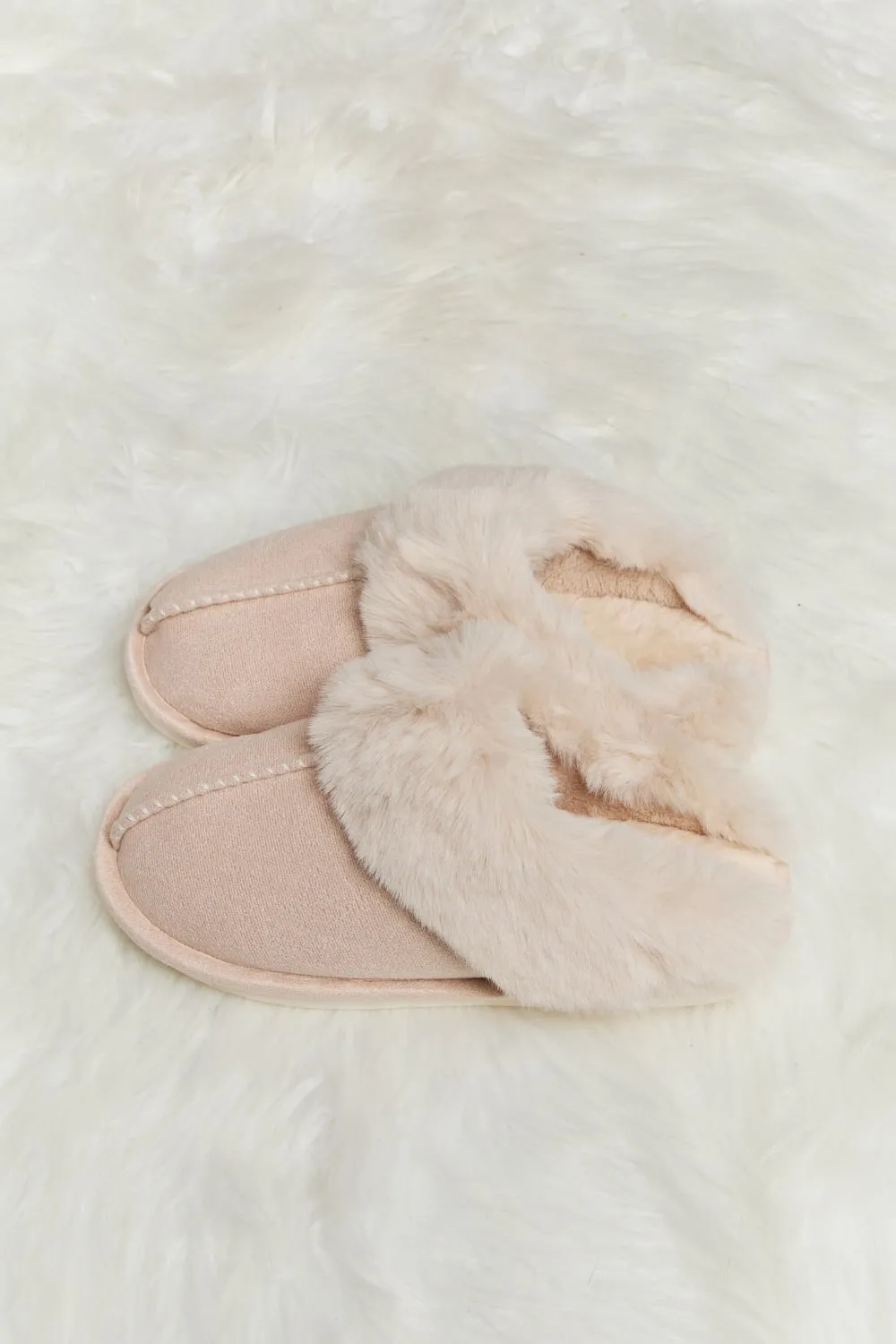 *APP EXCLUSIVE* Fluffy Indoor Slippers