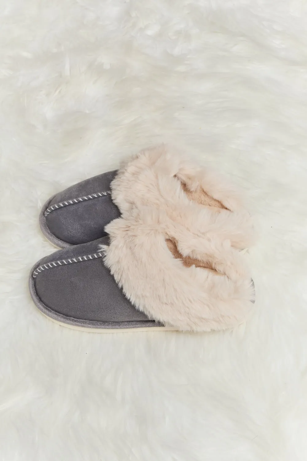 *APP EXCLUSIVE* Fluffy Indoor Slippers