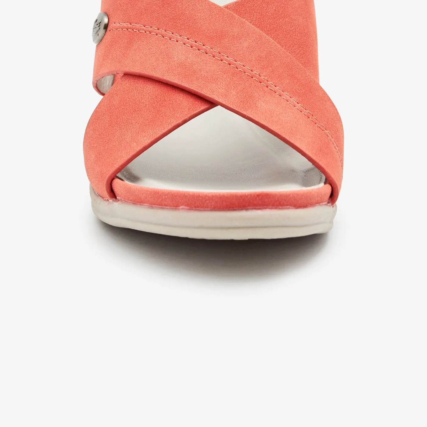 Cross Strap Chappals