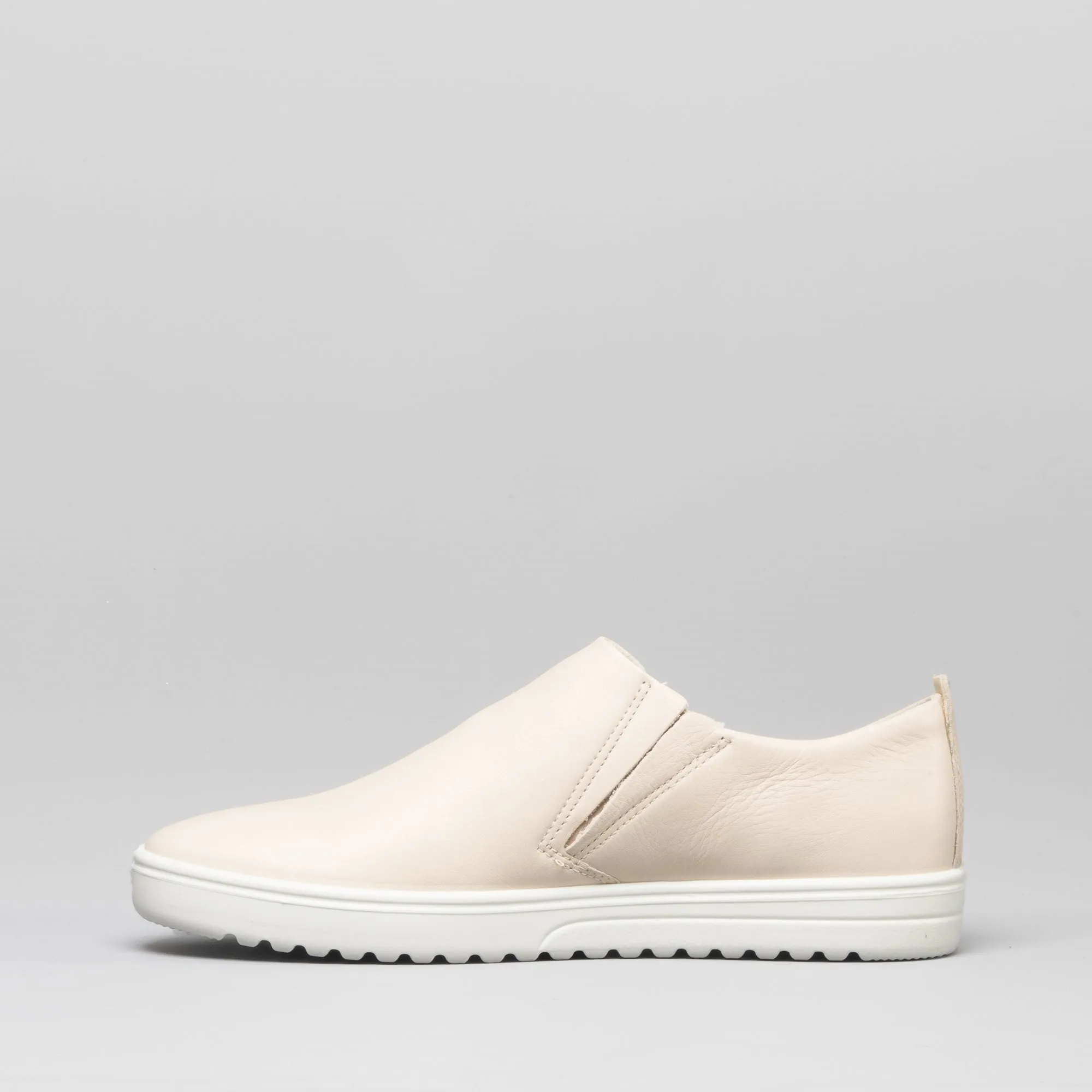 FARA Ladies Leather Casual Trainers Vanilla Metallic