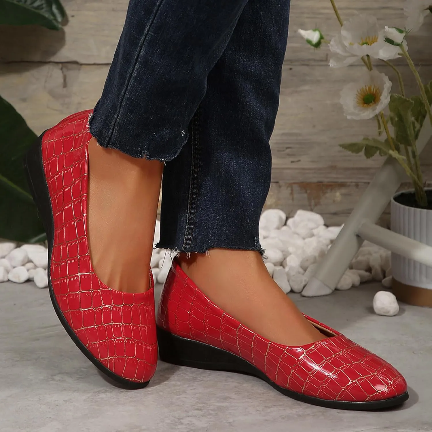 Flats for Women Dressy Comfortable Loafers Round Toe Office Shoes Slip On Ballet Flats Casual Work Shoes Dress Shoes