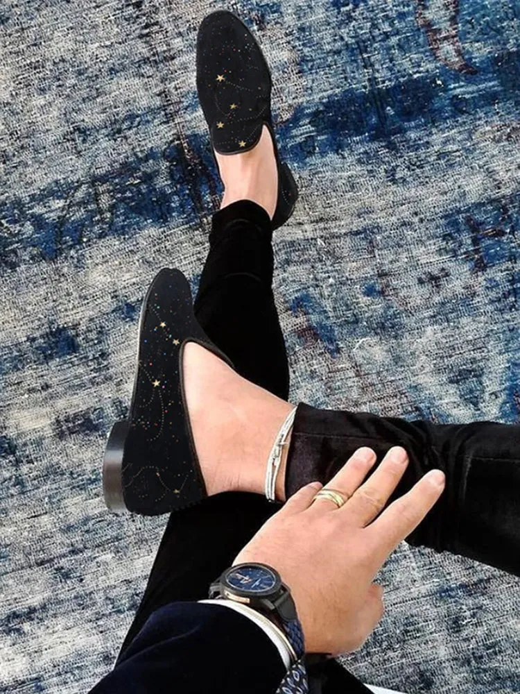 Handmade sequined star black velvet loafers for men, casual and versatile slip-on yuppie style men's smoking shoes