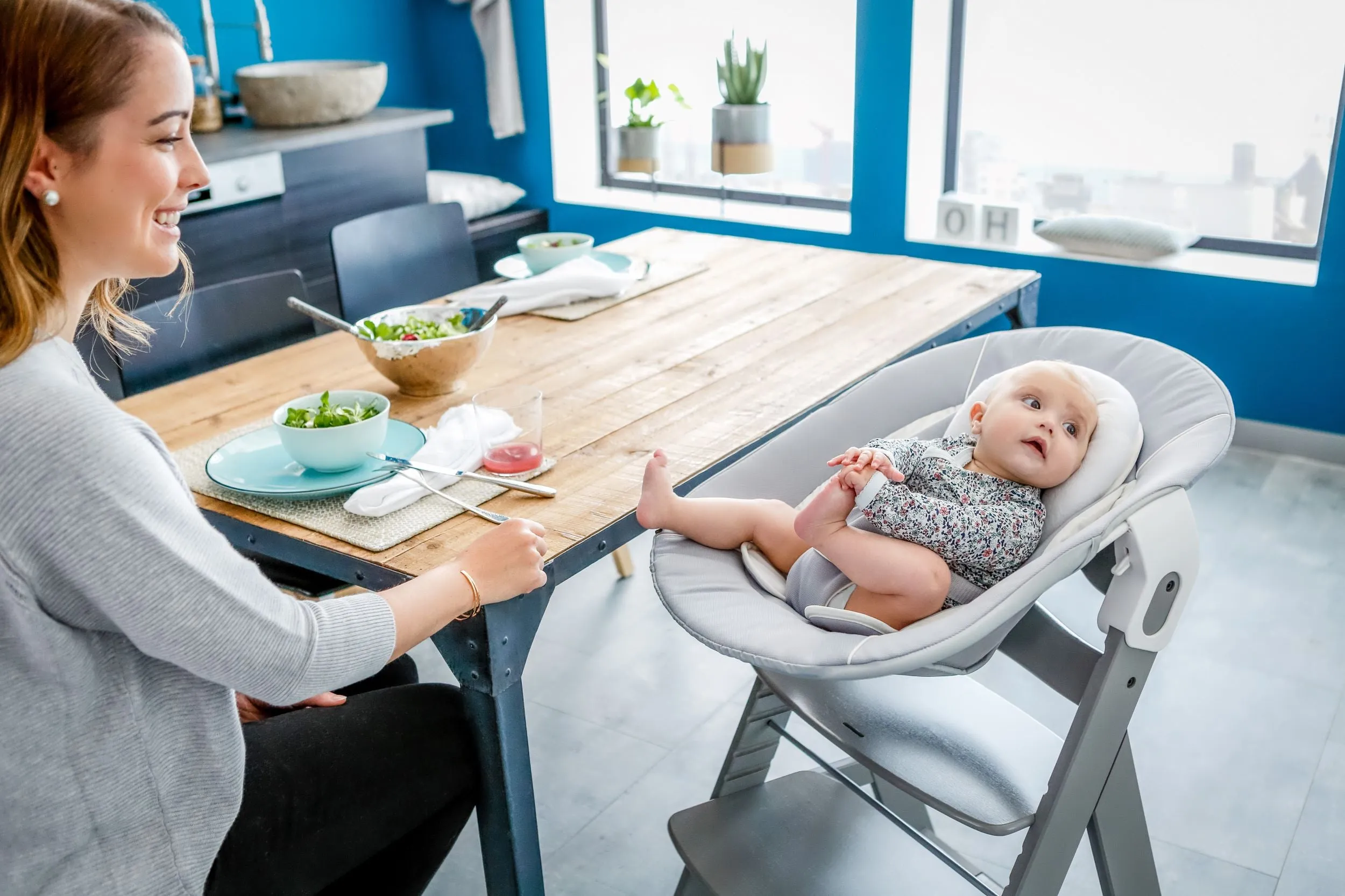 Hauck Alpha 2-in-1 Ergonomic Baby Bouncer