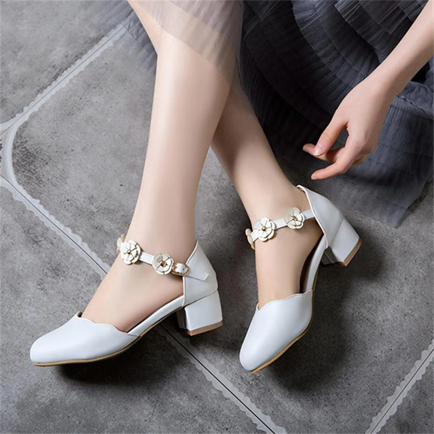 Kids Girls Mary Jane Dress Shoes Pumps Low Heels Flower Strap High School Prom Shoes Bridesmaid Summer Sandals