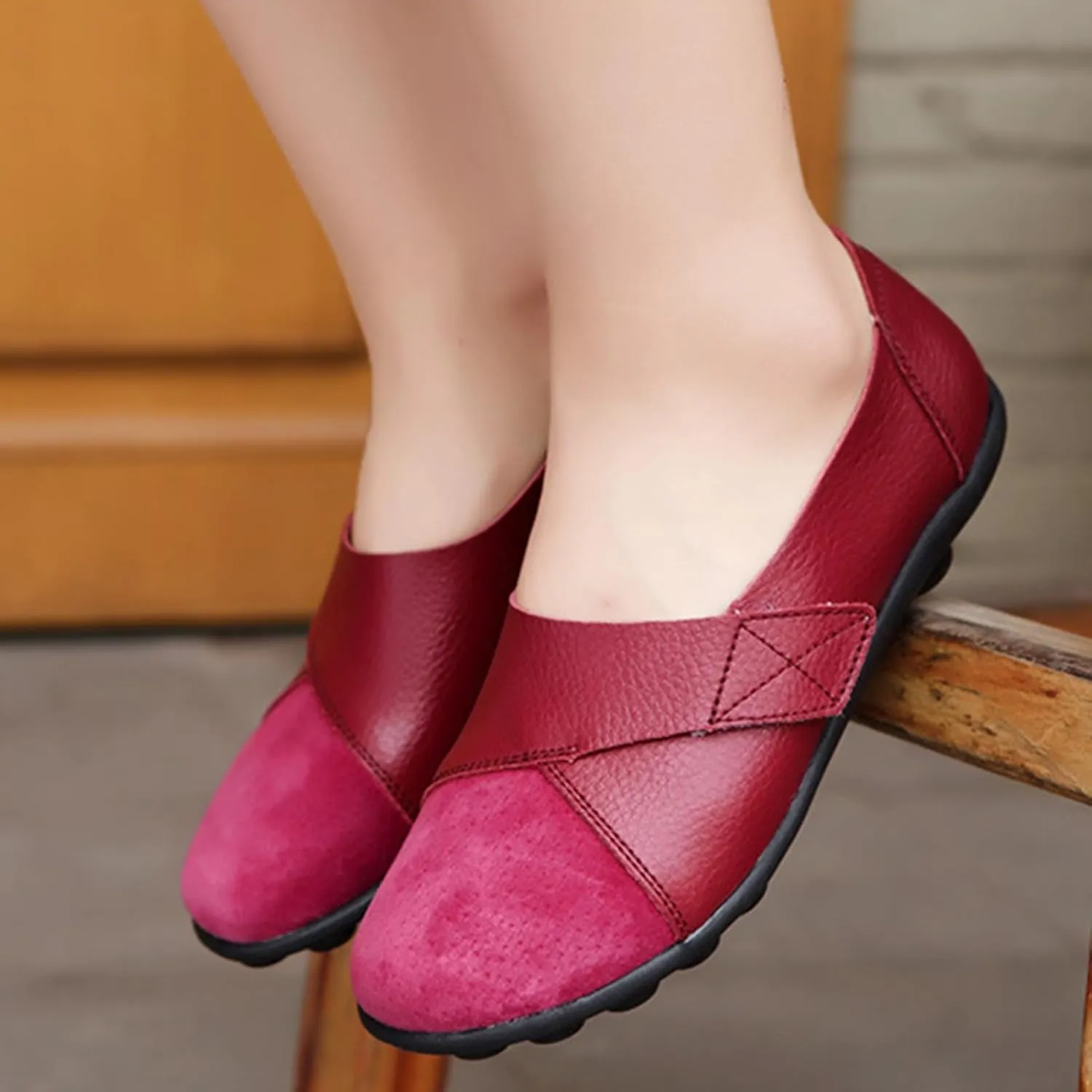 Ladies Leather Slip On Flat Loafers, Low Top Casual Walking Nurse Shoes, Outdoor Versatile Trendy Driving Shoes, Easy On Comfy Large Size Moccasins Walking Shoes(Size:8,Color:Red)