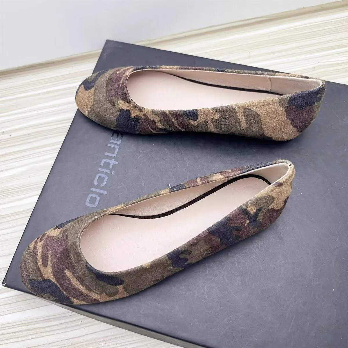 LUXINYU Women Candy Color Comfortable Round Toe Slip on Suede Ballet Flats Low Heel Office Shoes Casual Shoes