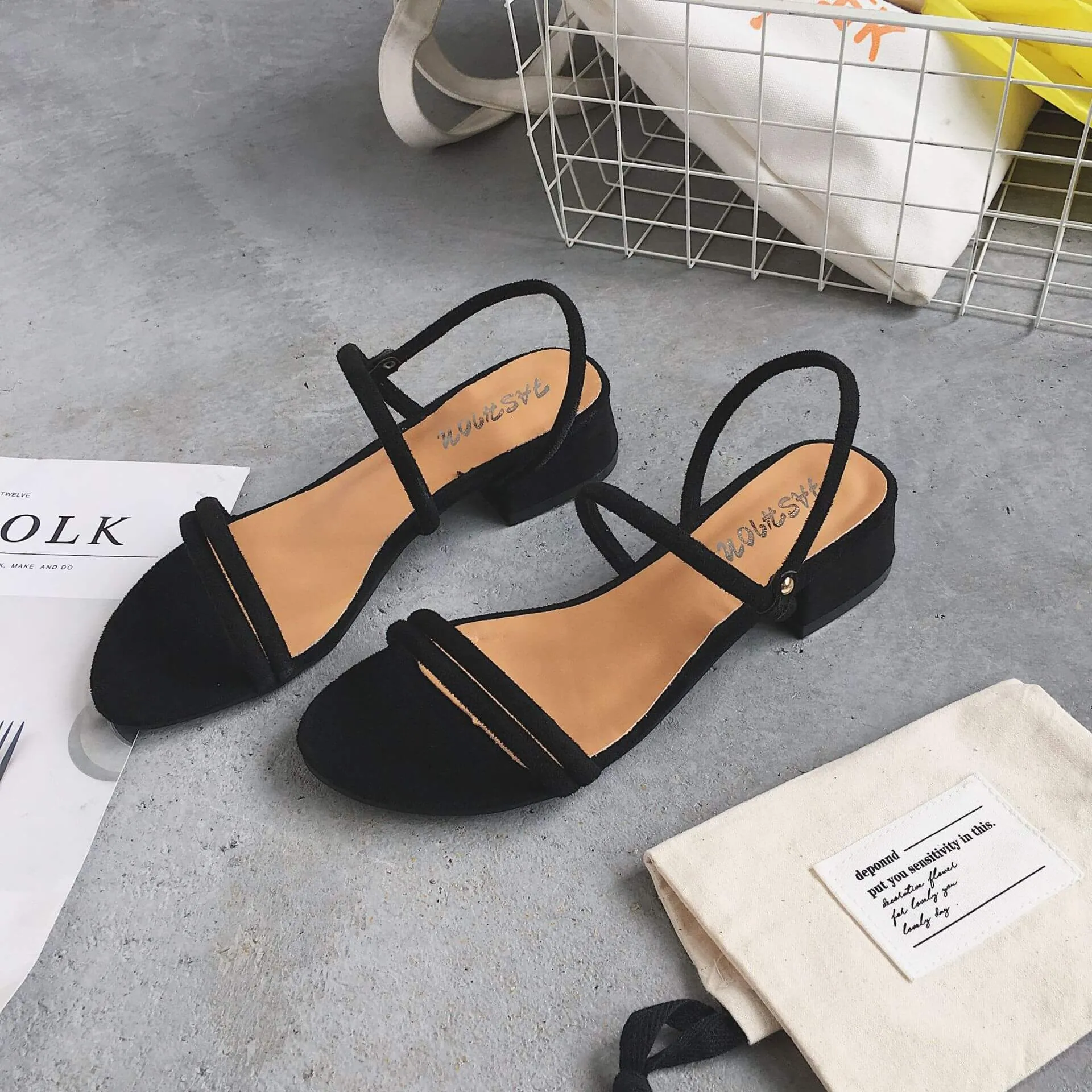 Simple Style Chunky Heels Square Open Toe Sandals