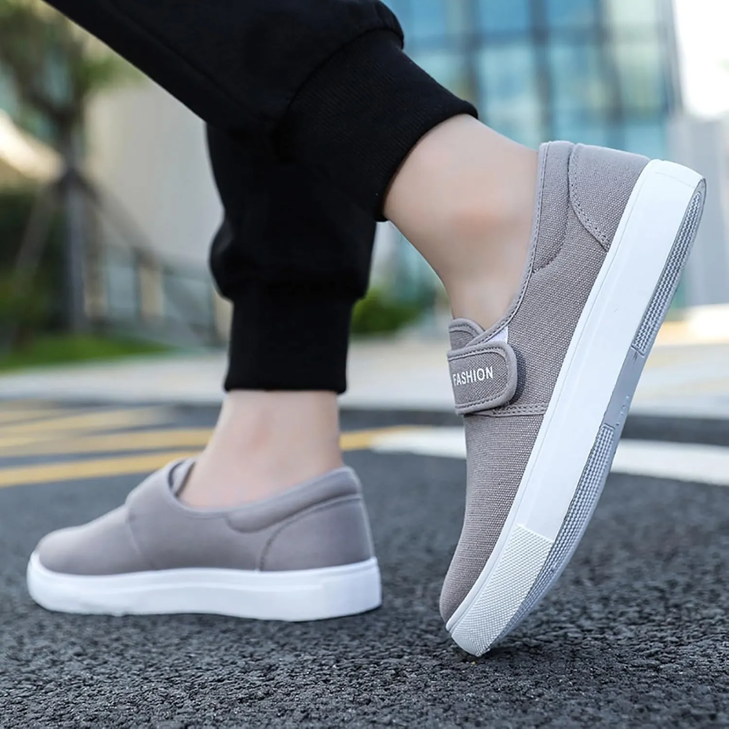 Slip On Shoes for Men Walking Shoes Fashion Casual Shoes Non Slip Walking Shoes Flat Canvas Shoes for Men