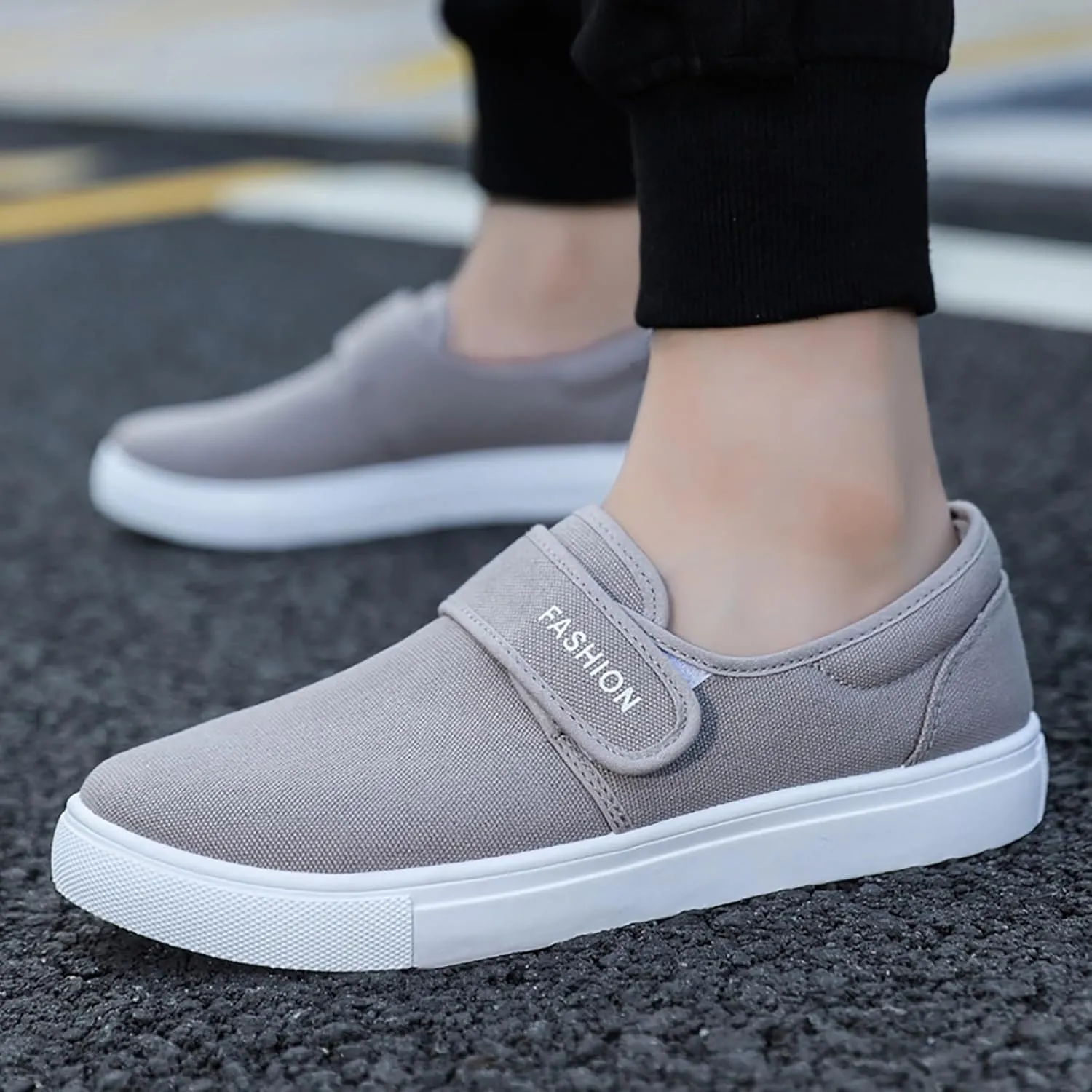 Slip On Shoes for Men Walking Shoes Fashion Casual Shoes Non Slip Walking Shoes Flat Canvas Shoes for Men