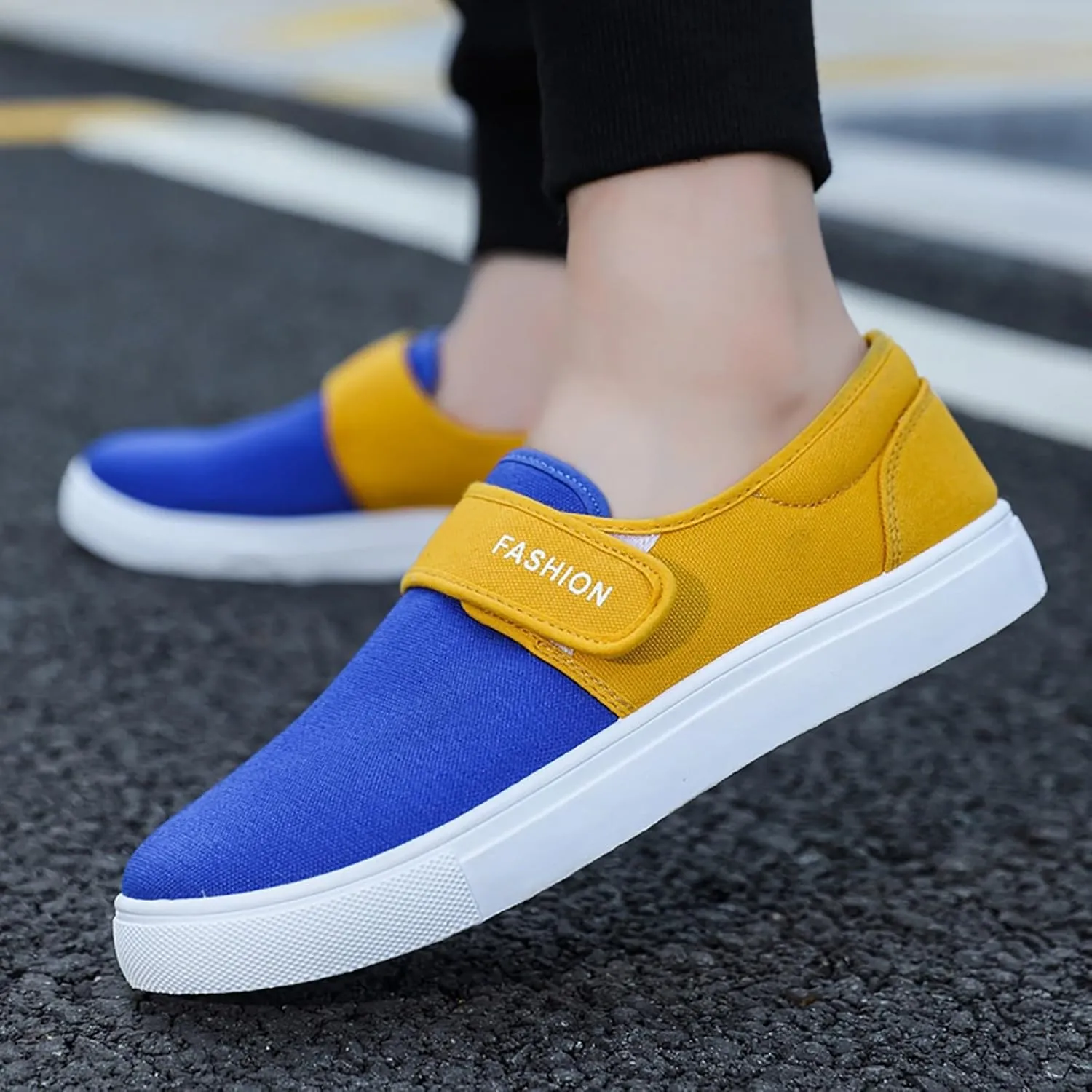 Slip On Shoes for Men Walking Shoes Fashion Casual Shoes Non Slip Walking Shoes Flat Canvas Shoes for Men