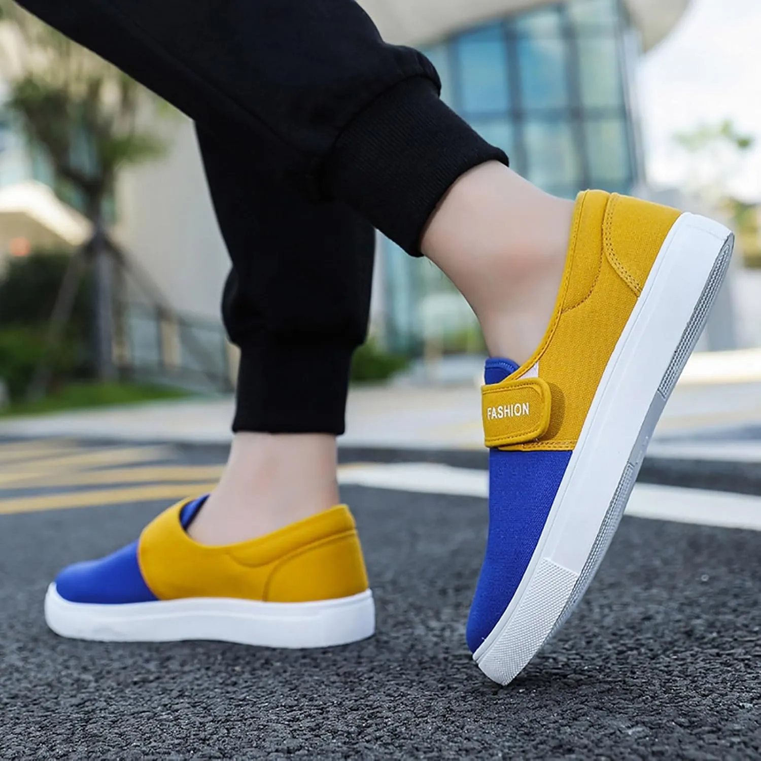 Slip On Shoes for Men Walking Shoes Fashion Casual Shoes Non Slip Walking Shoes Flat Canvas Shoes for Men