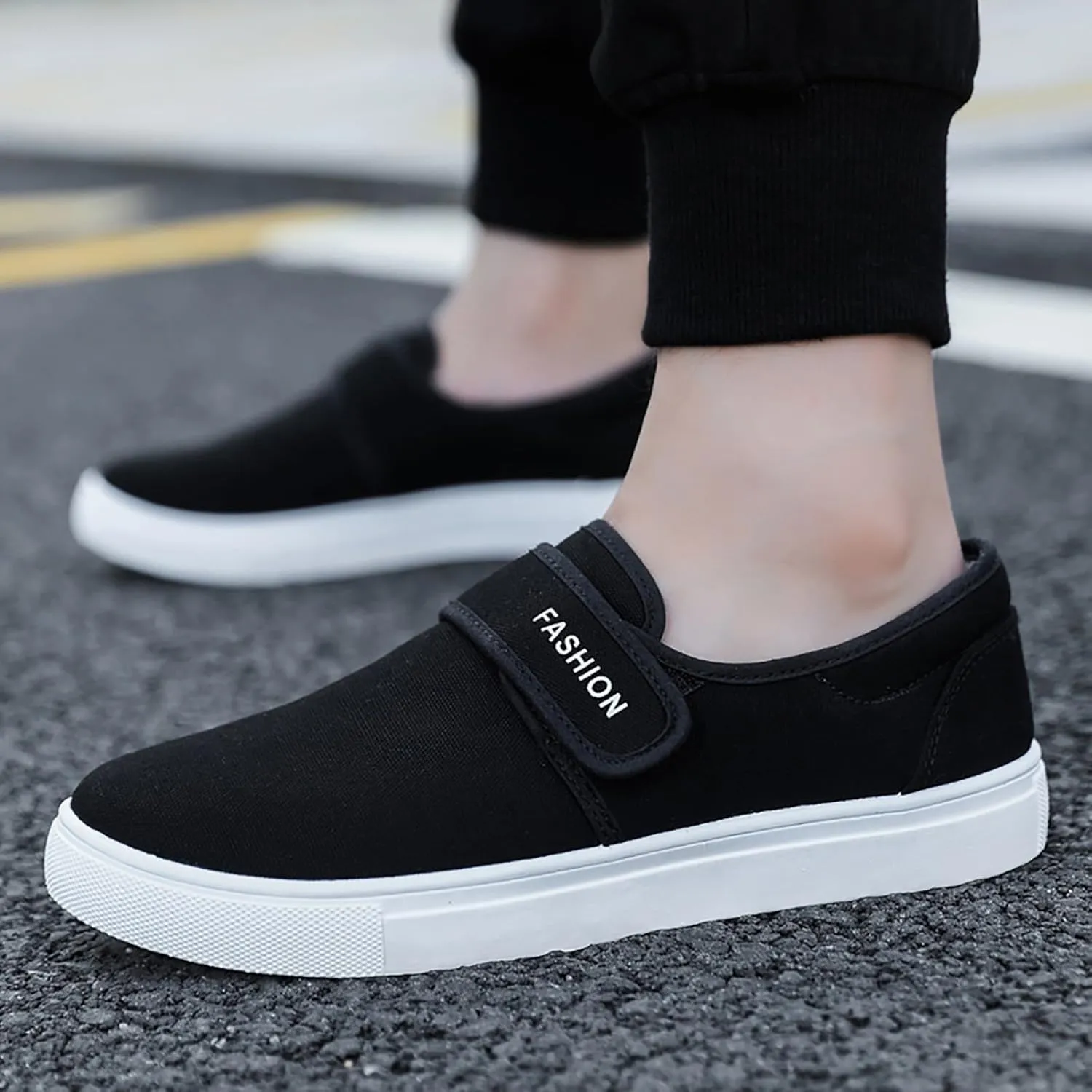 Slip On Shoes for Men Walking Shoes Fashion Casual Shoes Non Slip Walking Shoes Flat Canvas Shoes for Men