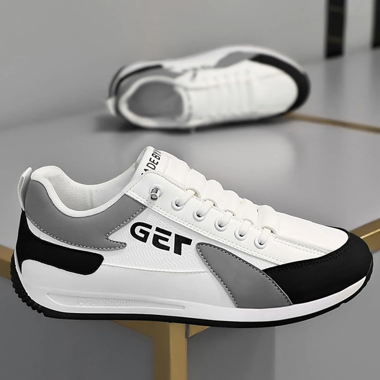 Slip on Walking Shoes for Men Comfortable Memory Foam Breathable Lightweight Fashion Sneakers Non Slip Arch Support Vacation Athletic Running Shoes