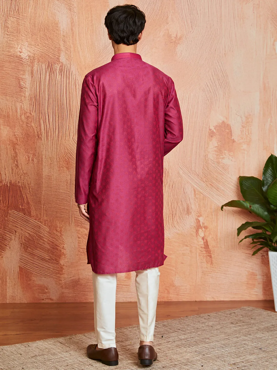 VASTRAMAY Men's Falsa Silk Blend Kurta and Pyjama Set