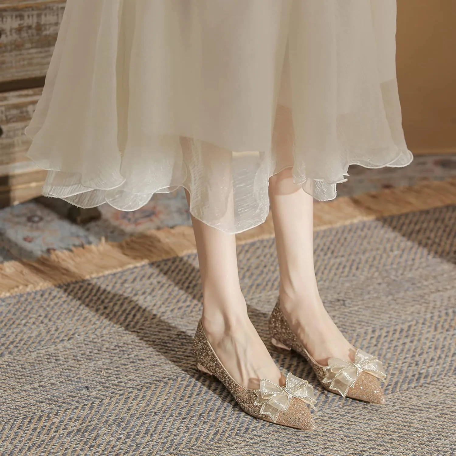 Women Sequins Flat Wedding Shoes Pointed Toe Low Heel Slip on Prom Evening Bridal Party Dress Flats with Rhinestone Bow